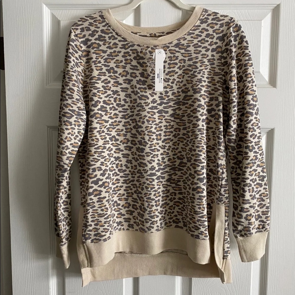 Leopard sweatshirt